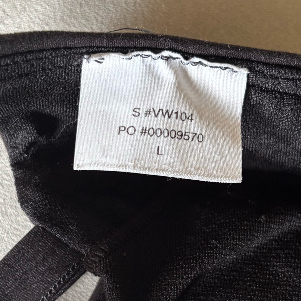 Vuori Yosemite Bra Black Size L - Picture 7 of 7